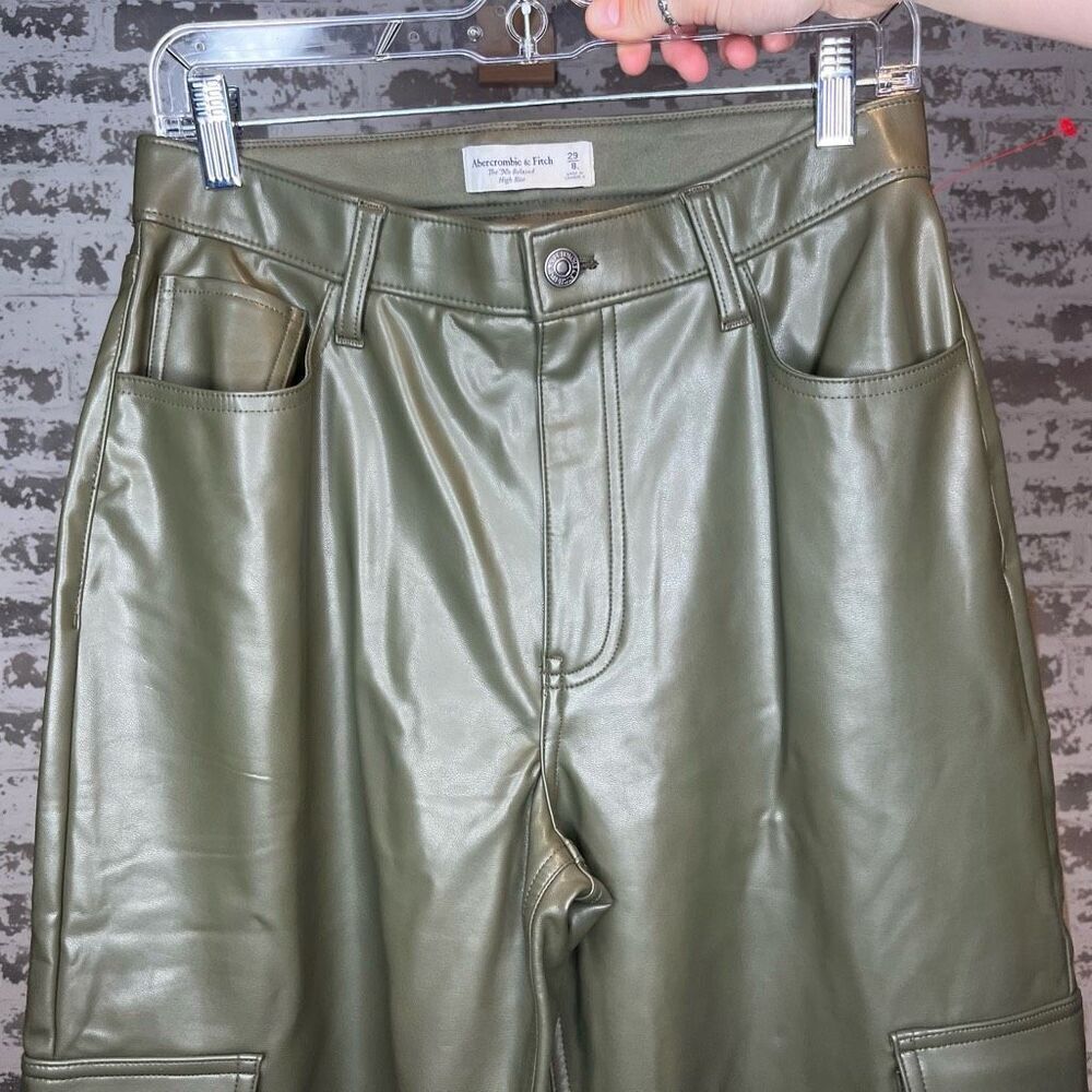 Abercrombie & Fitch | women faux leather 90’s relaxed highrise